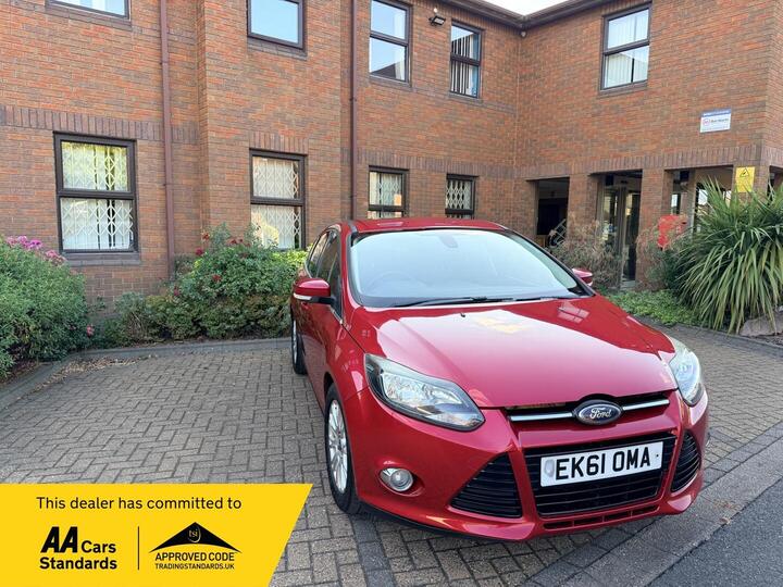 Ford Focus 1.6 TDCi Titanium Euro 5 (s/s) 5dr