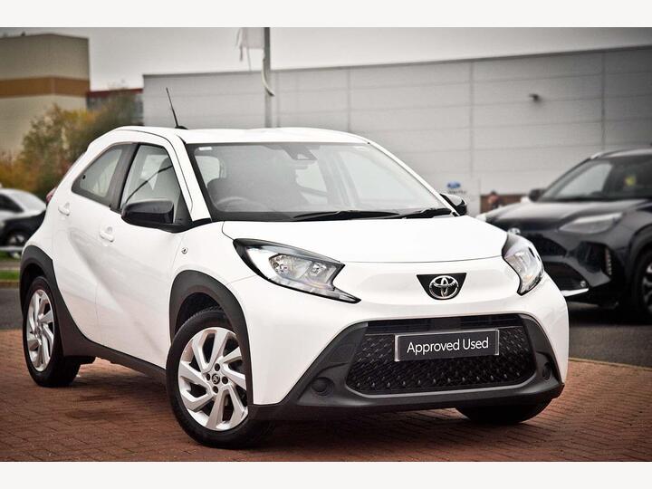 Toyota Aygo X 1.0 VVT-i Pure Euro 6 (s/s) 5dr