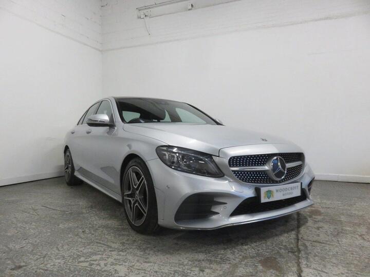 Mercedes-Benz C Class 2.0 C220d AMG Line (Premium Plus) G-Tronic+ Euro 6 (s/s) 4dr Mercedes-Benz C Class 2.0 C220d AMG Line (Premium Plus) G-Tronic+ Euro 6 (s/s) 4dr