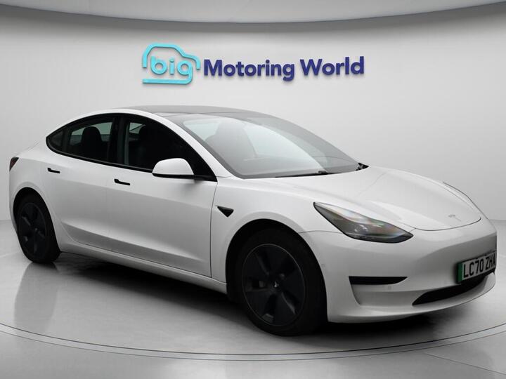 Tesla Model 3 Standard Range Plus Auto RWD 4dr