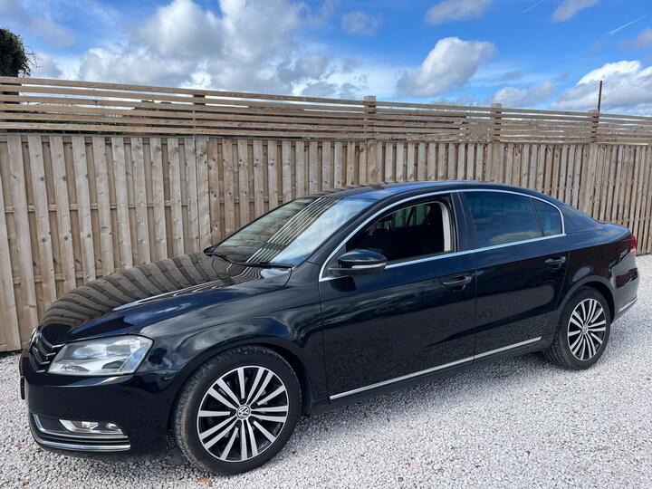 Volkswagen Passat 2.0 TDI BlueMotion Tech Sport DSG Euro 5 (s/s) 4dr