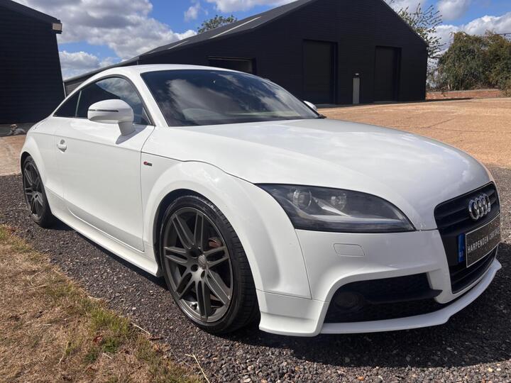 Audi TT 2.0 TFSI Black Edition Euro 5 (s/s) 3dr