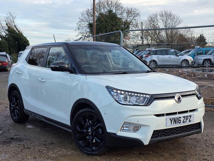 SsangYong Tivoli 1.6 E-XDi ELX Euro 6 5dr SsangYong Tivoli 1.6 E-XDi ELX Euro 6 5dr