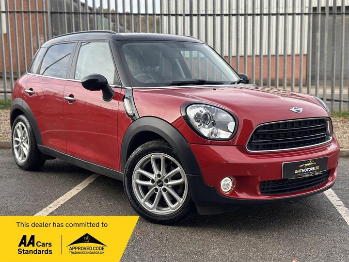 MINI COUNTRYMAN 2.0 Cooper D Auto Euro 5 5dr MINI COUNTRYMAN 2.0 Cooper D Auto Euro 5 5dr