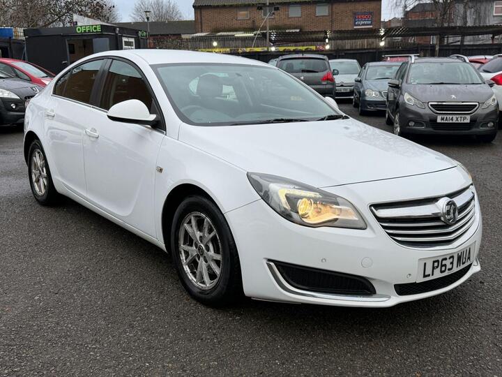 Vauxhall Insignia 2.0 CDTi EcoFLEX Design Euro 5 (s/s) 5dr