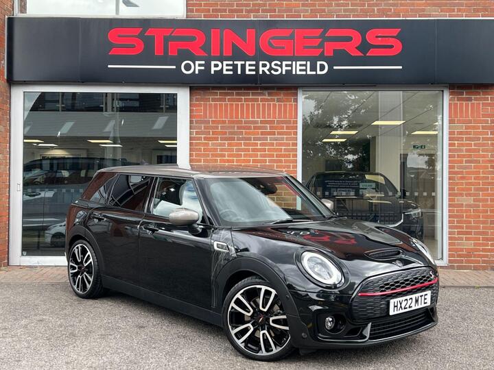 MINI CLUBMAN 2.0 Cooper S Shadow Edition Steptronic Euro 6 (s/s) 6dr MINI CLUBMAN 2.0 Cooper S Shadow Edition Steptronic Euro 6 (s/s) 6dr