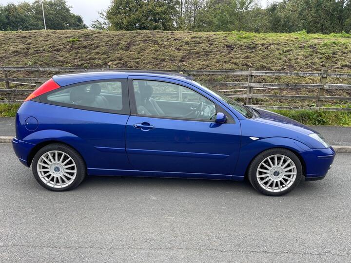Ford Focus 2.0 ST-170 3dr
