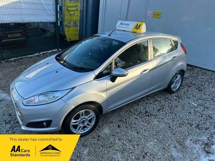 Ford Fiesta 1.0T EcoBoost Zetec Euro 5 (s/s) 5dr