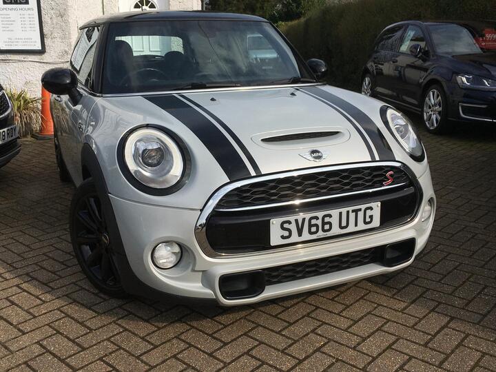 MINI Hatch 2.0 Cooper S Euro 6 (s/s) 3dr