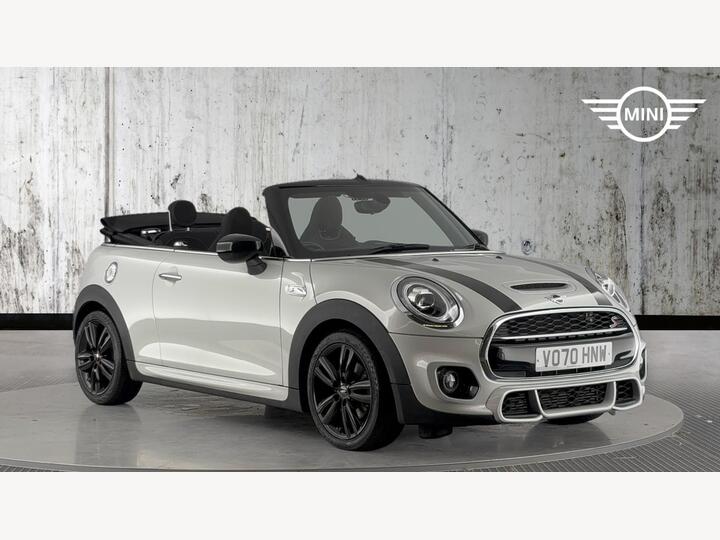 MINI Convertible 2.0 Cooper S Sport Steptronic Euro 6 (s/s) 2dr MINI Convertible 2.0 Cooper S Sport Steptronic Euro 6 (s/s) 2dr