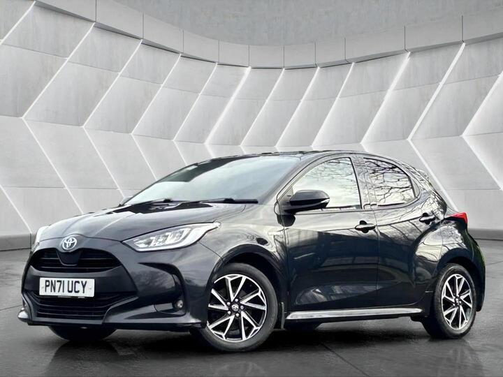 Toyota Yaris 1.5 VVT-h Design E-CVT Euro 6 (s/s) 5dr