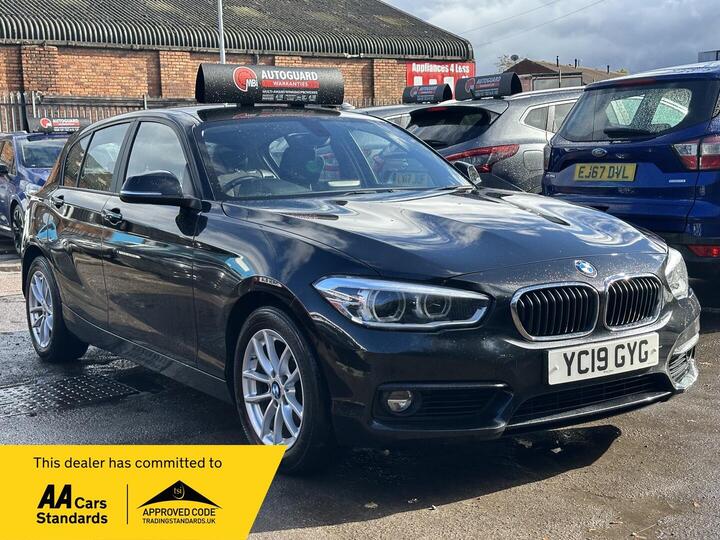 BMW 1 Series 1.5 118i SE Business Euro 6 (s/s) 5dr