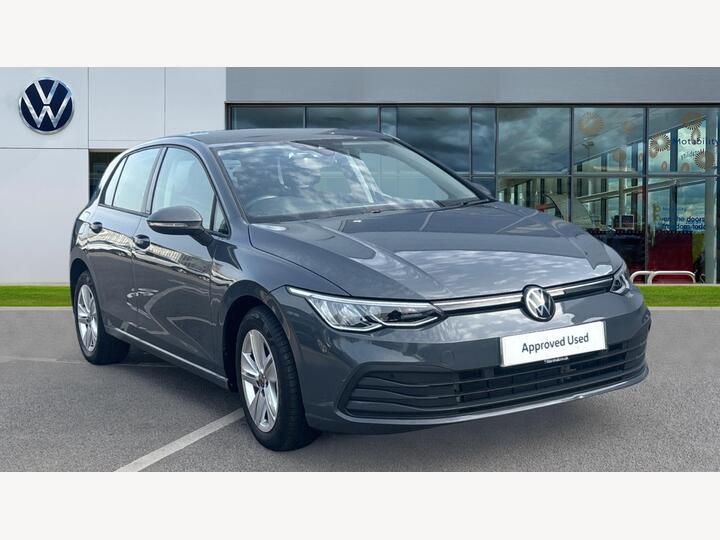 Volkswagen Golf 1.5 ETSI MHEV Life DSG Euro 6 (s/s) 5dr Volkswagen Golf 1.5 ETSI MHEV Life DSG Euro 6 (s/s) 5dr