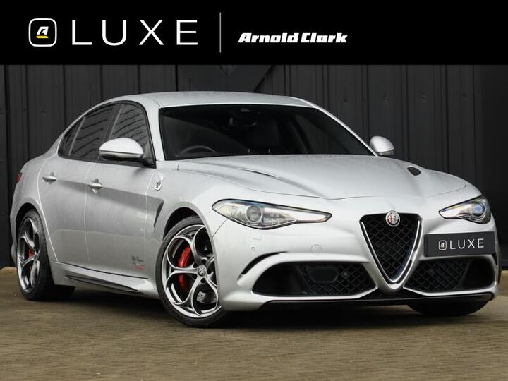 Alfa Romeo Giulia 2.9 V6 Bi-Turbo Quadrifoglio Auto Euro 6 (s/s) 4dr