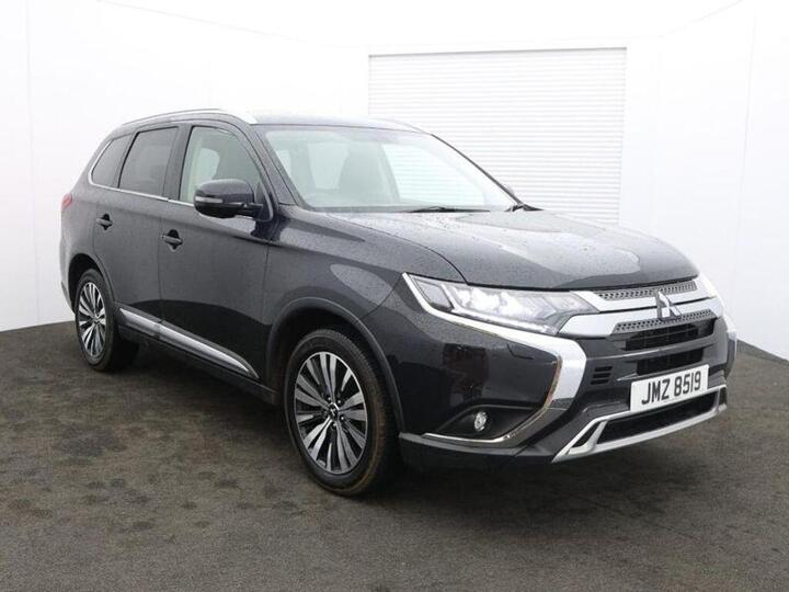 Mitsubishi Outlander 2.0 MIVEC Exceed CVT 4WD Euro 6 (s/s) 5dr Mitsubishi Outlander 2.0 MIVEC Exceed CVT 4WD Euro 6 (s/s) 5dr