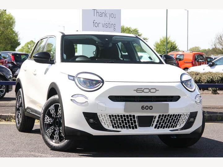 Fiat 600 1.2 MHEV E-DCT Euro 6 (s/s) 5dr