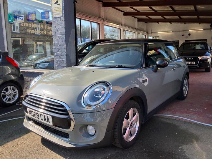 MINI Hatch 1.5 Cooper Classic Euro 6 (s/s) 3dr