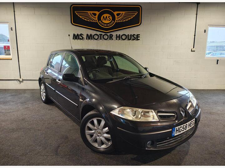 Renault Megane 1.6 VVT Dynamique 5dr