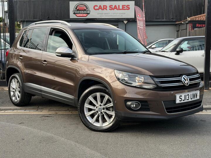 Volkswagen Tiguan 2.0 TDI BlueMotion Tech SE 4WD Euro 5 (s/s) 5dr