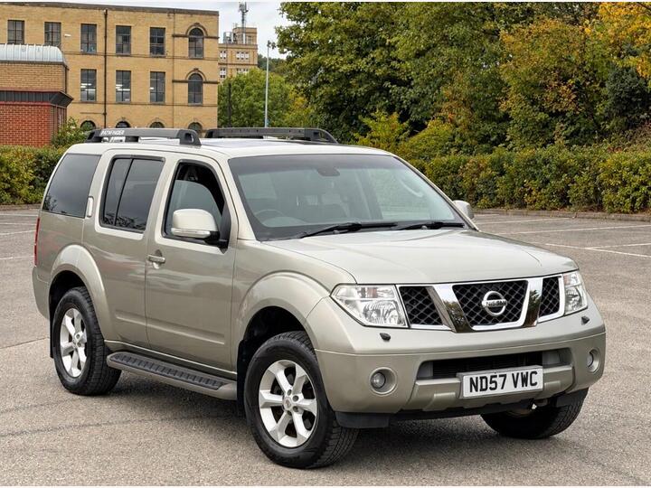 Nissan Pathfinder 2.5 DCi Aventura 5dr