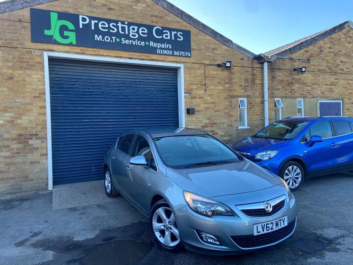 Vauxhall Astra 1.6 16v SRi Euro 5 5dr