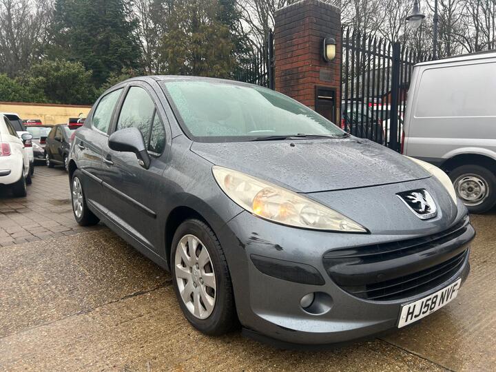 Peugeot 207 1.4 VTi S 5dr (a/c) Peugeot 207 1.4 VTi S 5dr (a/c)