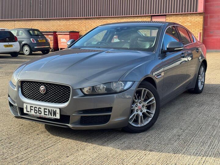 Jaguar XE 2.0d Prestige Auto Euro 6 (s/s) 4dr