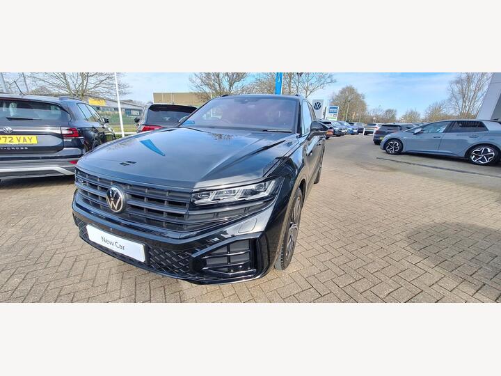 Volkswagen Touareg 3.0 TDI V6 Black Edition Tiptronic 4Motion Euro 6 (s/s) 5dr