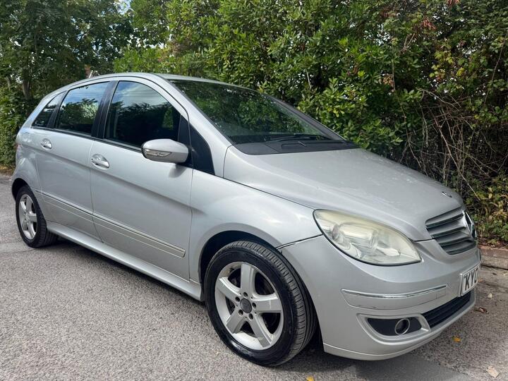 Mercedes-Benz B Class 2.0 B180 SE CVT 5dr
