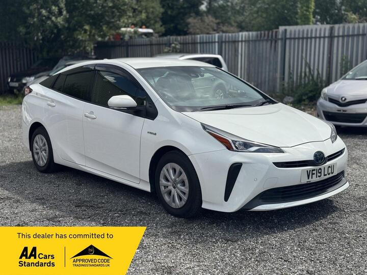 Toyota Prius 1.8 Hybrid Automatic Euro6 (s/s) 5dr Toyota Prius 1.8 Hybrid Automatic Euro6 (s/s) 5dr