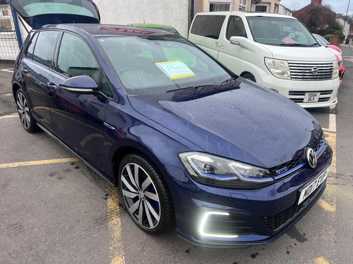 Volkswagen Golf 1.4 TSI 8.7kWh GTE Advance DSG Euro 6 (s/s) 5dr