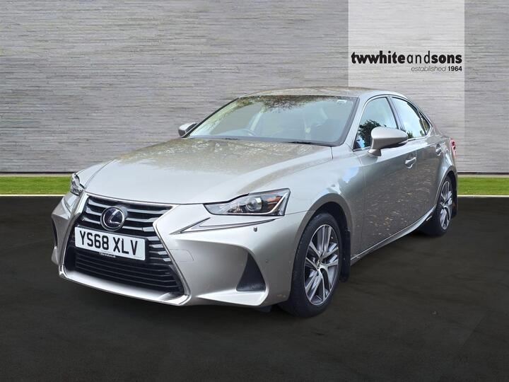 Lexus IS 2.5 300h Advance E-CVT Euro 6 (s/s) 4dr