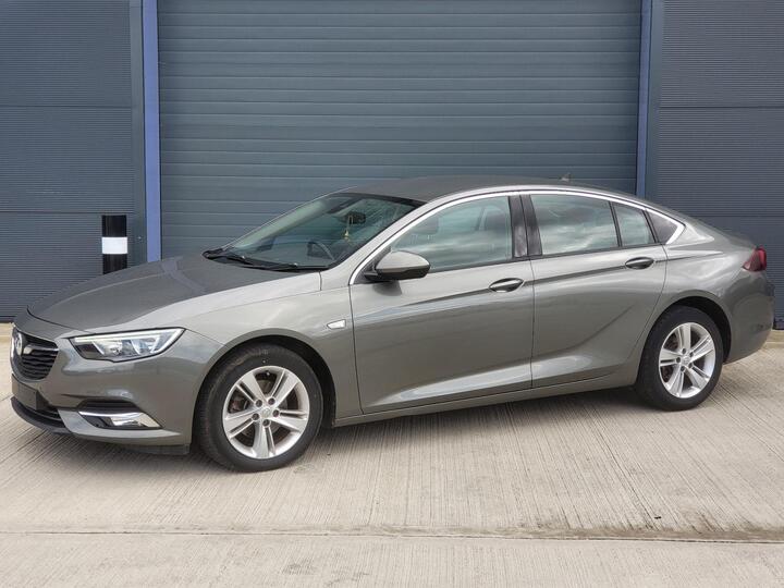 Vauxhall Insignia 1.6 Turbo D BlueInjection Tech Line Nav Grand Sport Euro 6 (s/s) 5dr