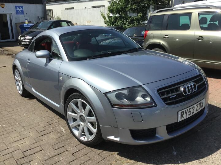 Audi TT 3.2 V6 DSG Quattro 2dr