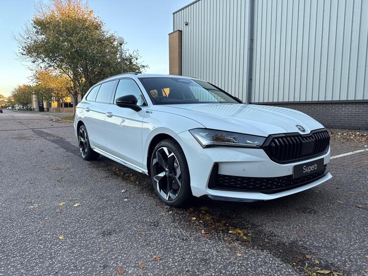 Skoda Superb 1.5 TSI IV 25.7kWh SportLine DSG Euro 6 (s/s) 5dr