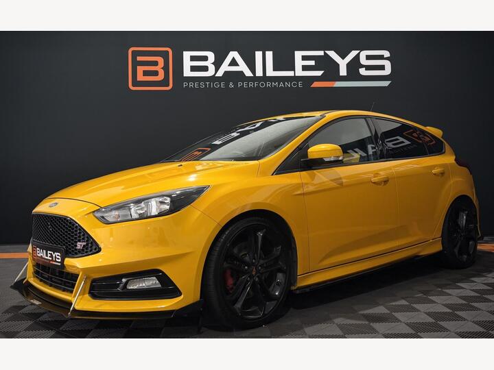 Ford Focus 2.0 TDCi ST-2 Euro 6 (s/s) 5dr