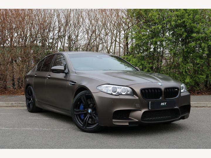 BMW M5 4.4 V8 DCT Euro 6 (s/s) 4dr