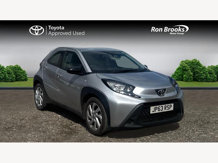 Toyota Aygo X 1.0 VVT-i Pure Euro 6 (s/s) 5dr Toyota Aygo X 1.0 VVT-i Pure Euro 6 (s/s) 5dr