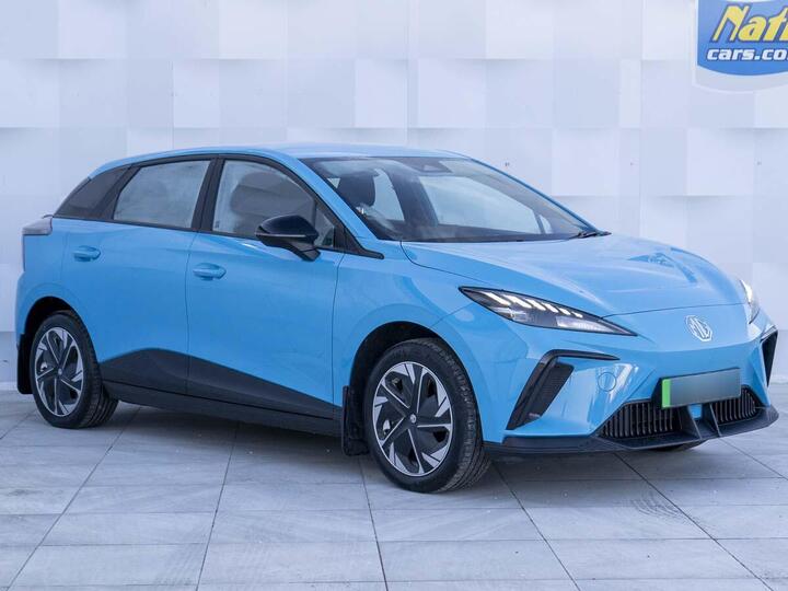 MG MG 4 64kWh SE Long Range Auto 5dr
