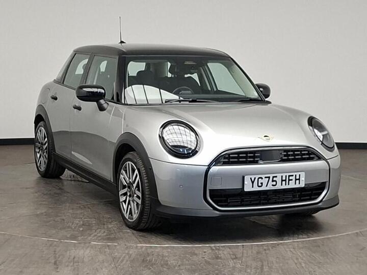 MINI Cooper 1.5C Classic Steptronic Euro 6 (s/s) 5dr