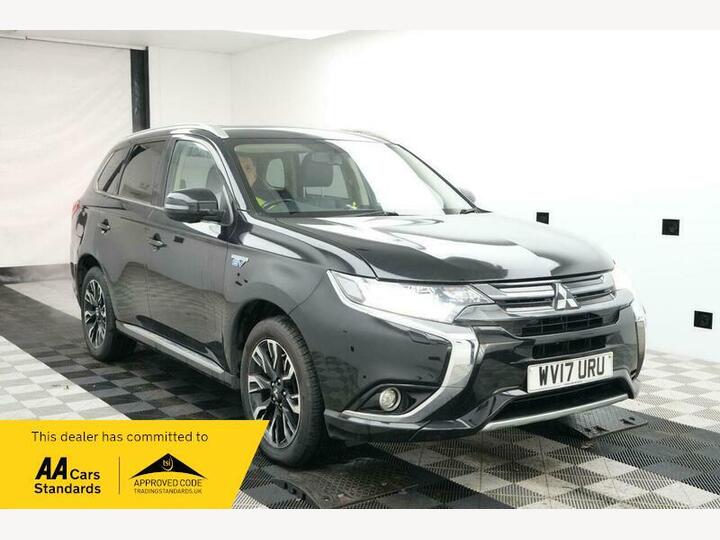 Mitsubishi Outlander 2.0h 12kWh 4h CVT 4WD Euro 6 (s/s) 5dr Mitsubishi Outlander 2.0h 12kWh 4h CVT 4WD Euro 6 (s/s) 5dr