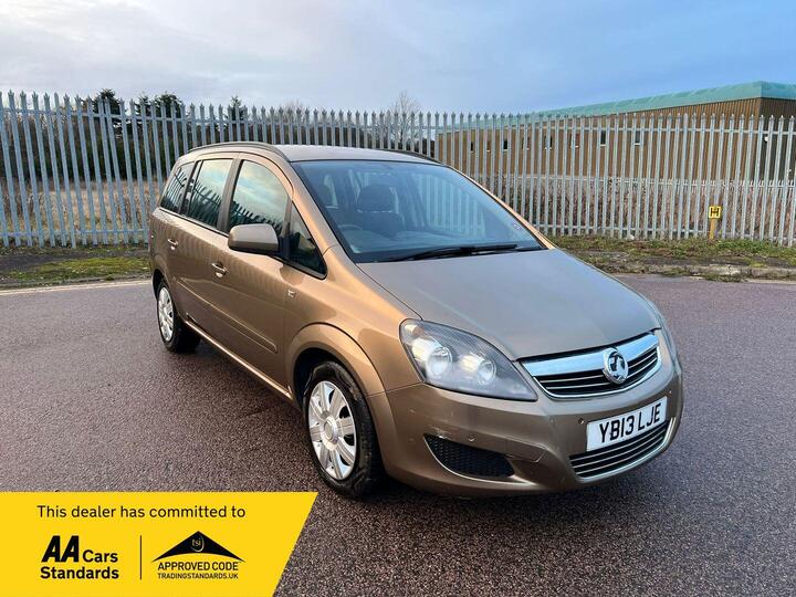 Vauxhall Zafira 1.7 CDTi EcoFLEX Exclusiv Euro 5 5dr (SNav)