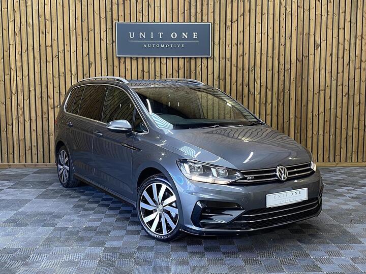 Volkswagen Touran 1.5 TSI EVO R-Line Euro 6 (s/s) 5dr