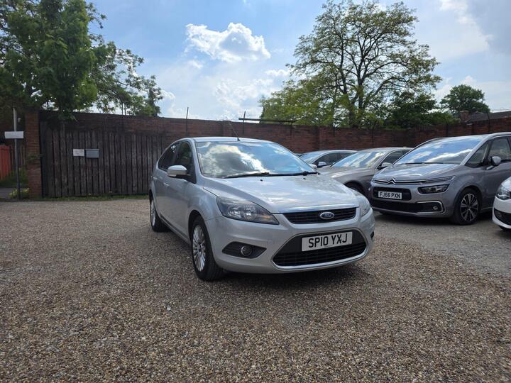 Ford Focus 1.6 Titanium 5dr