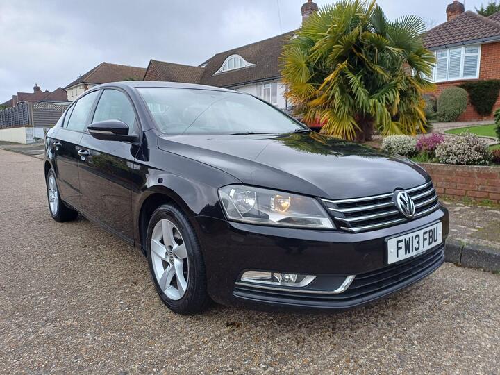 Volkswagen Passat 2.0 TDI BlueMotion Tech S Euro 5 (s/s) 4dr Volkswagen Passat 2.0 TDI BlueMotion Tech S Euro 5 (s/s) 4dr