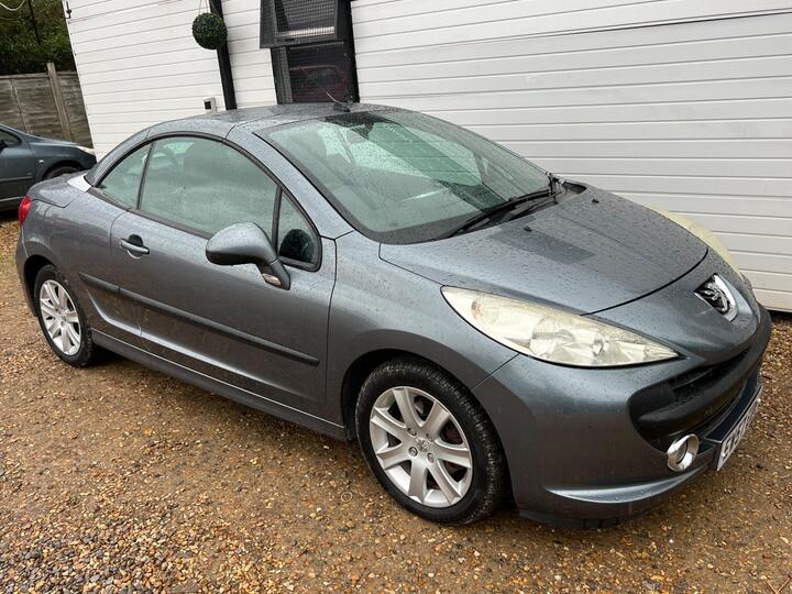 Peugeot 207 CC 1.6 16v Sport 2dr Peugeot 207 CC 1.6 16v Sport 2dr