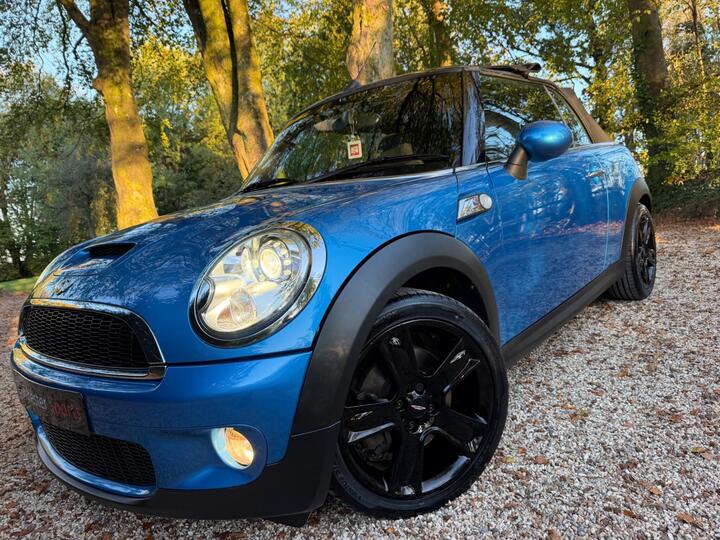 MINI Convertible 1.6 Cooper S Euro 4 2dr