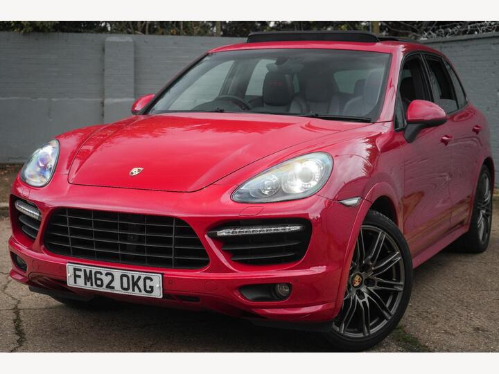 Porsche Cayenne 4.8 GTS TiptronicS 4WD Euro 5 (s/s) 5dr