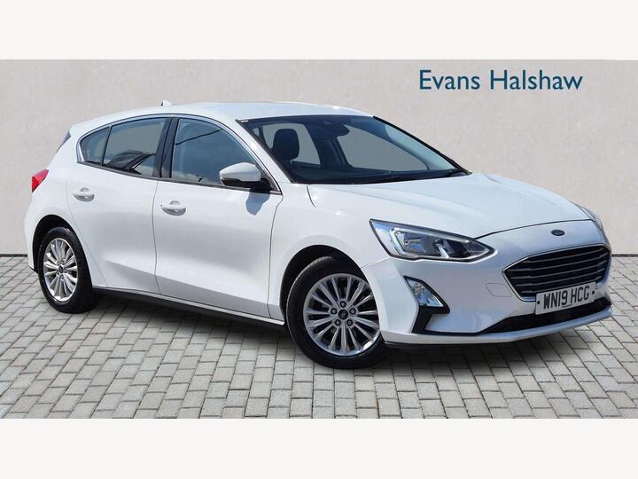 Ford FOCUS HATCHBACK 1.0T EcoBoost Titanium Euro 6 (s/s) 5dr