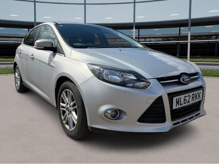 Ford Focus 1.0T EcoBoost Titanium Euro 5 (s/s) 5dr